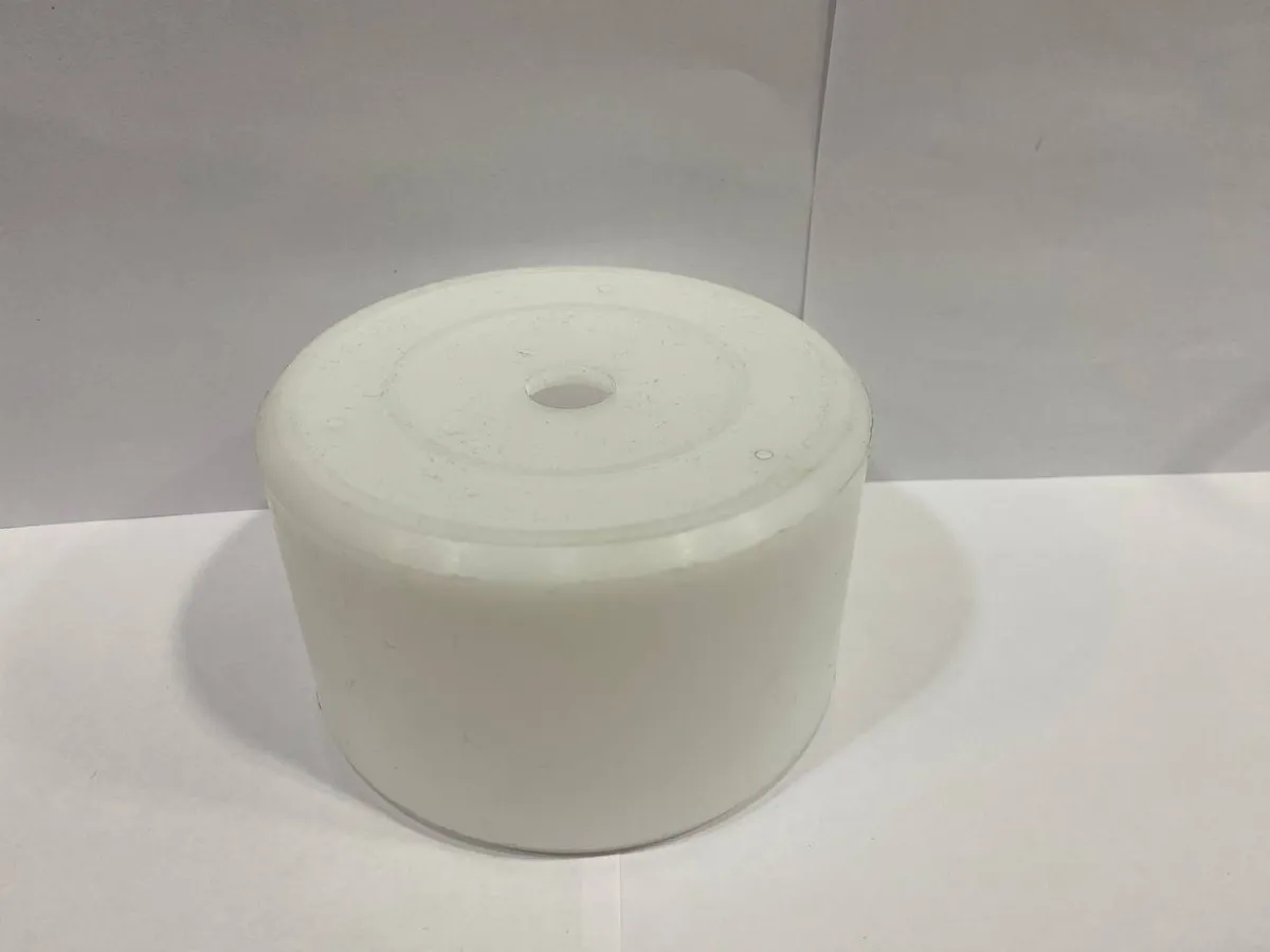 Заглушка на жердь, пластик, белые