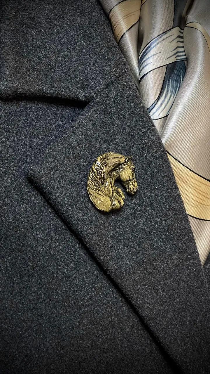 Брошь Тяжеловоз бронза (имитация)