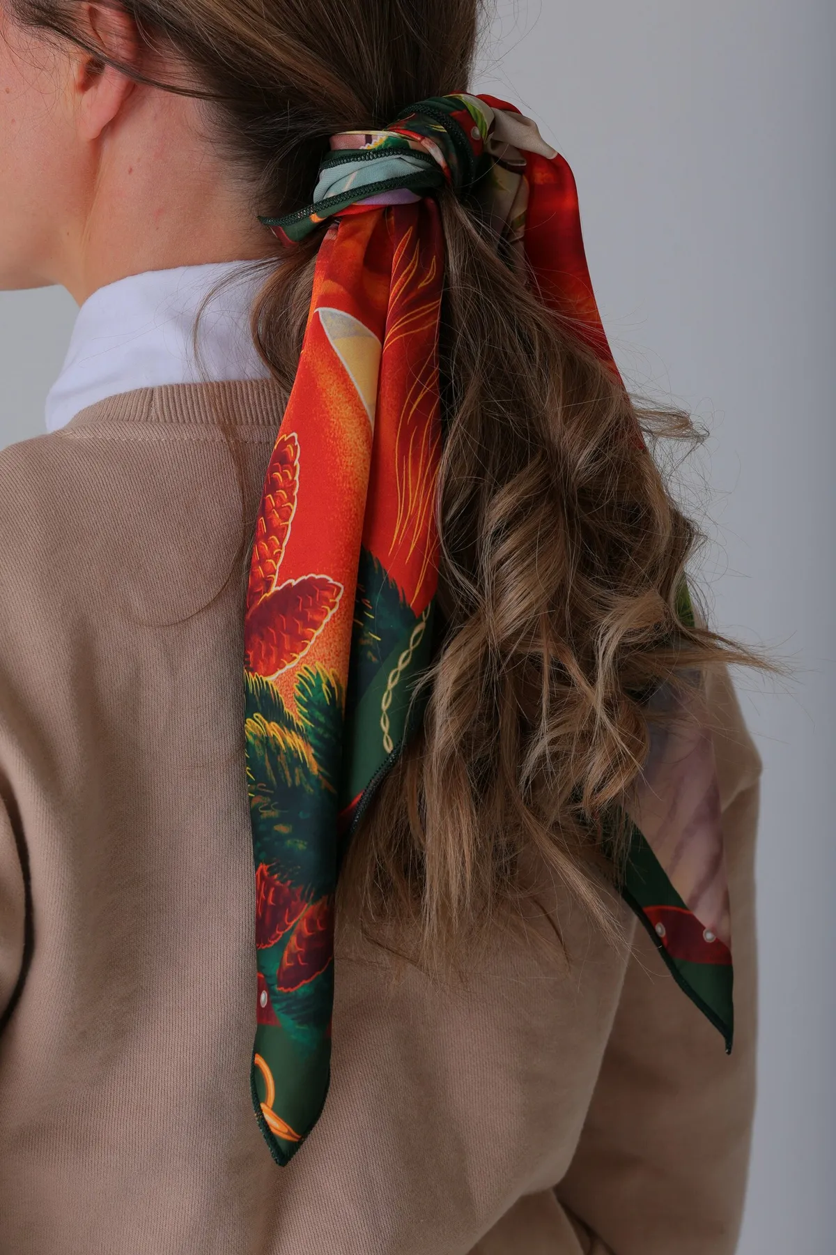 Платок маленький SHEIKH HORSE BRAND, коллекция Forest, р-р 60*60 