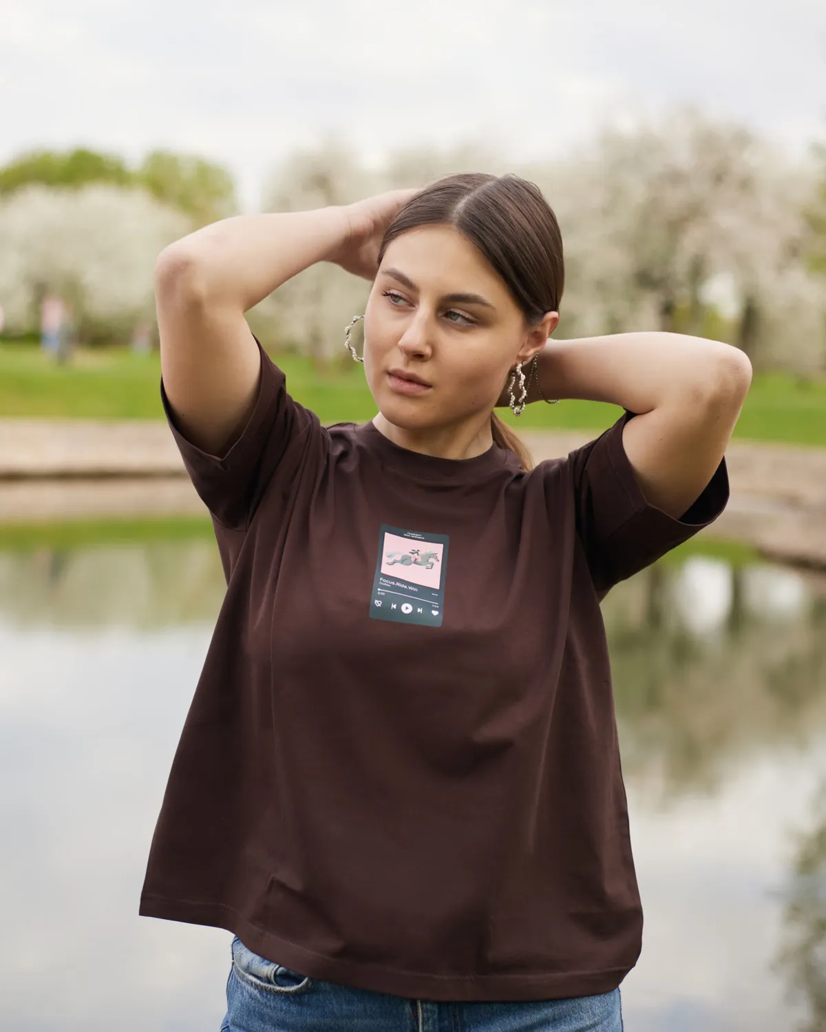 Футболка шоколадная Playlist