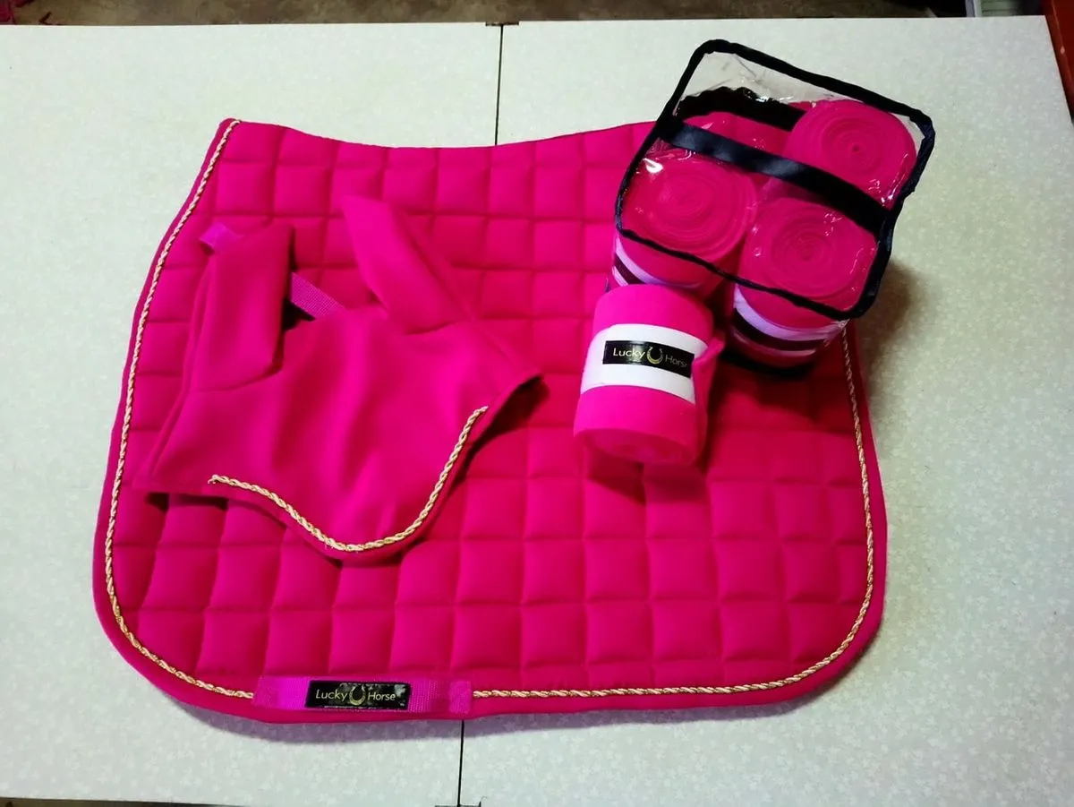 Комплект вальтрап, ушки и бинты, цвет Фуксия