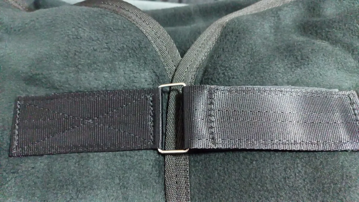 Попона без ремней Alexandra