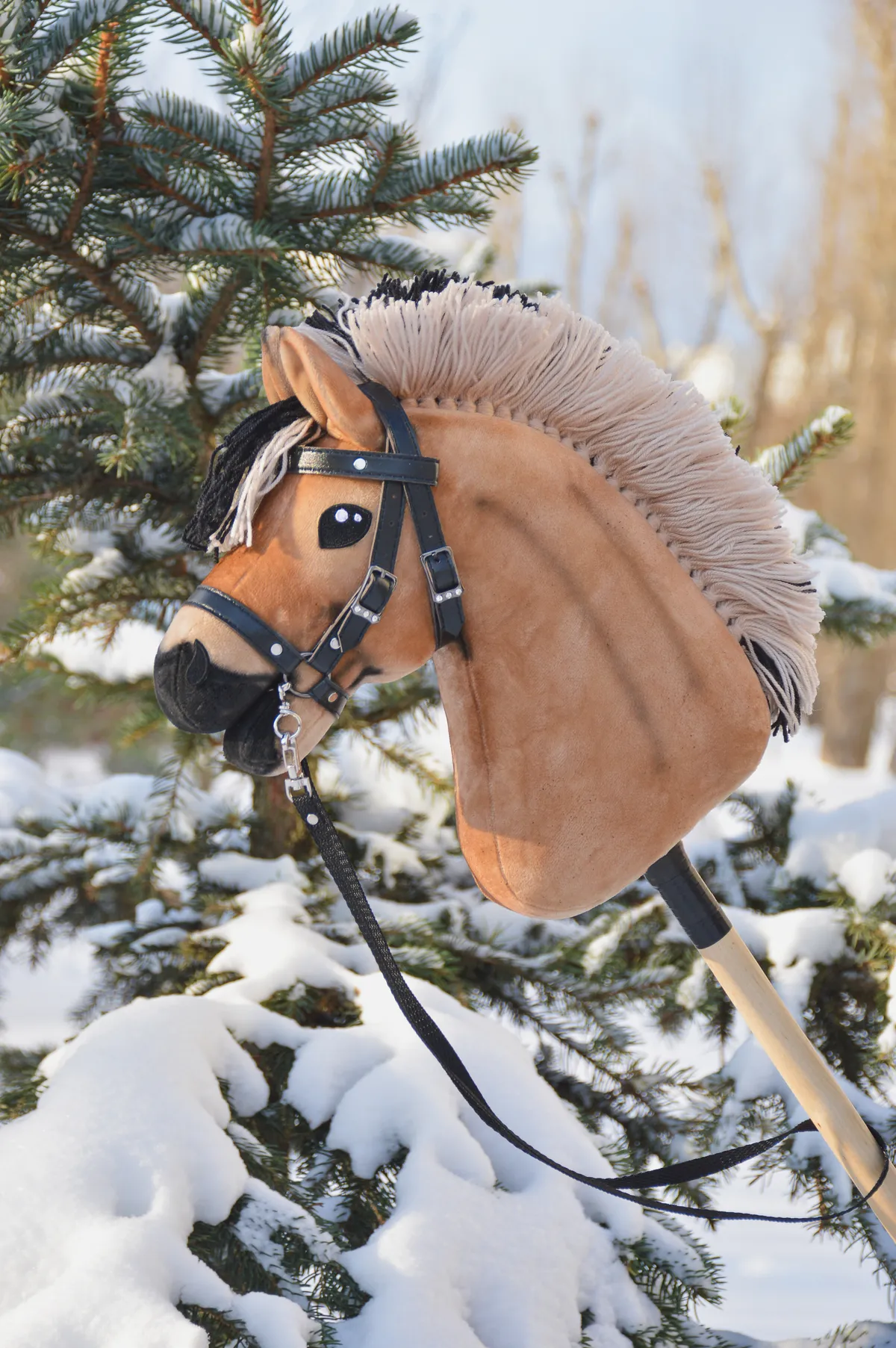 Хоббихорс с уздечкой