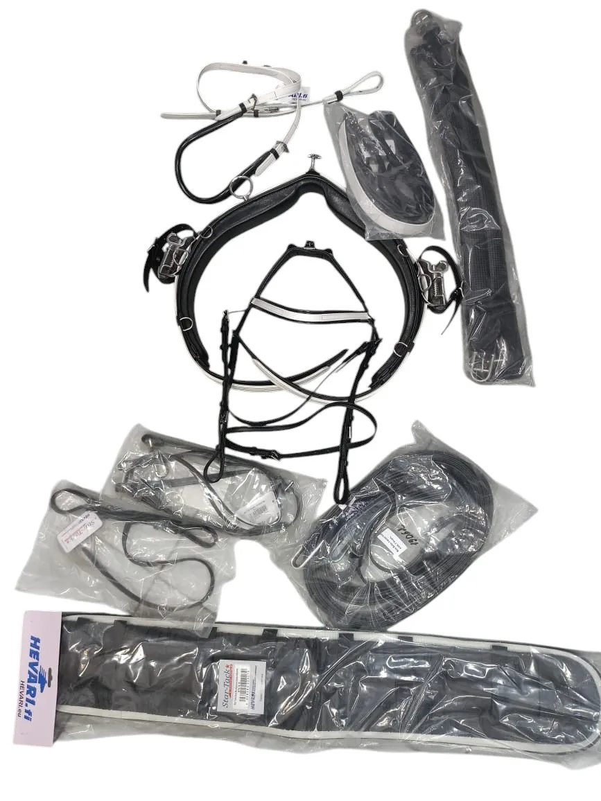 Упряжь для рысака на защелках, биотан, черная с белым