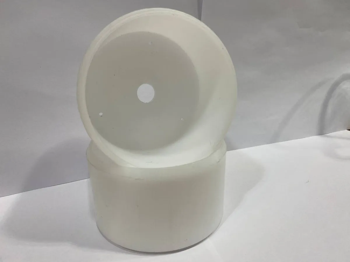 Заглушка на жердь, пластик, белые