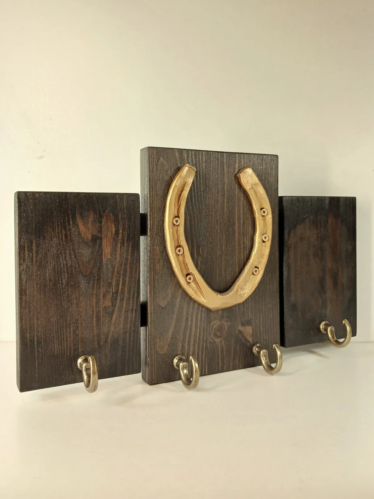 Ключница СВЕТЛОГОРЫ настенная с метал. подковой