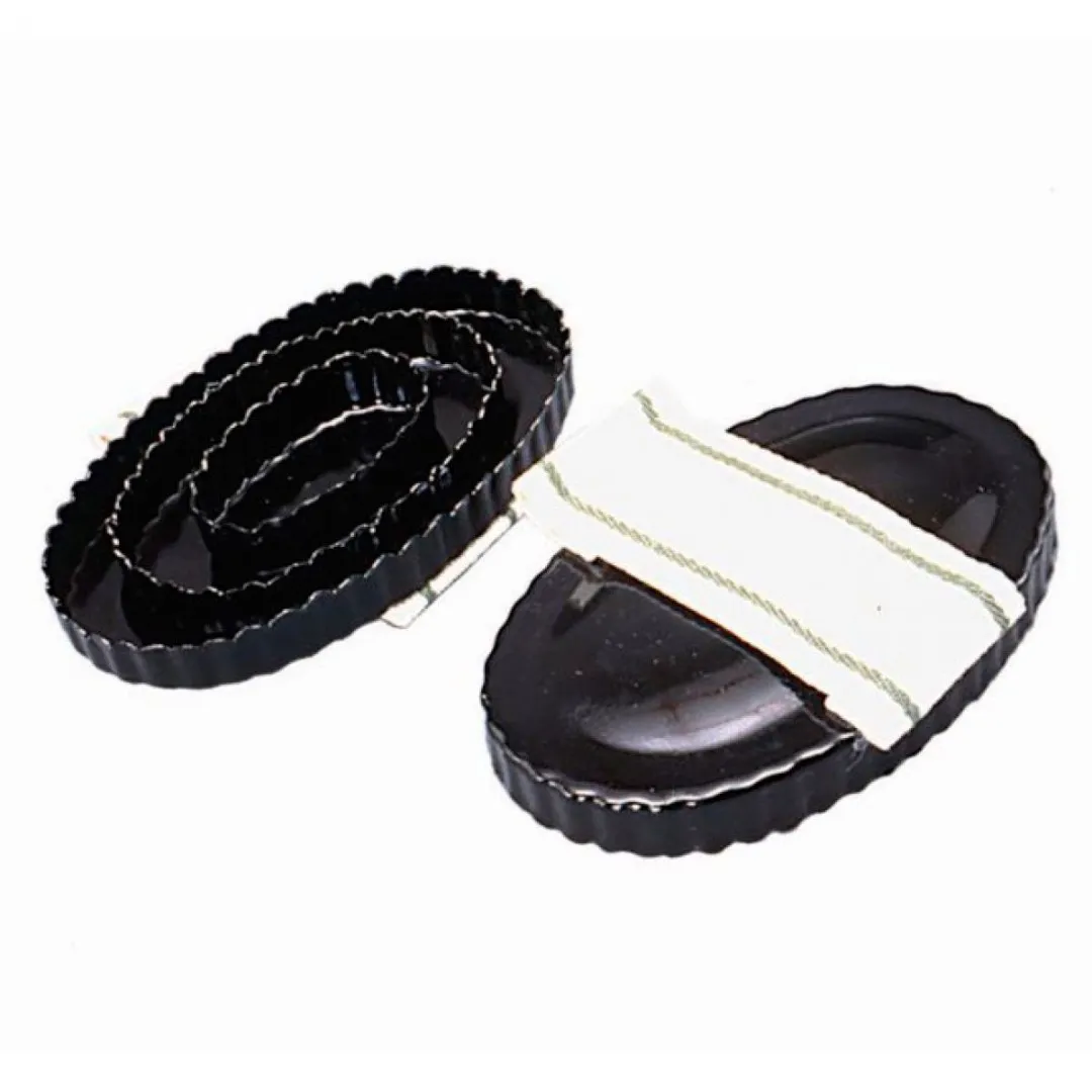 Скребница овальная металлическая