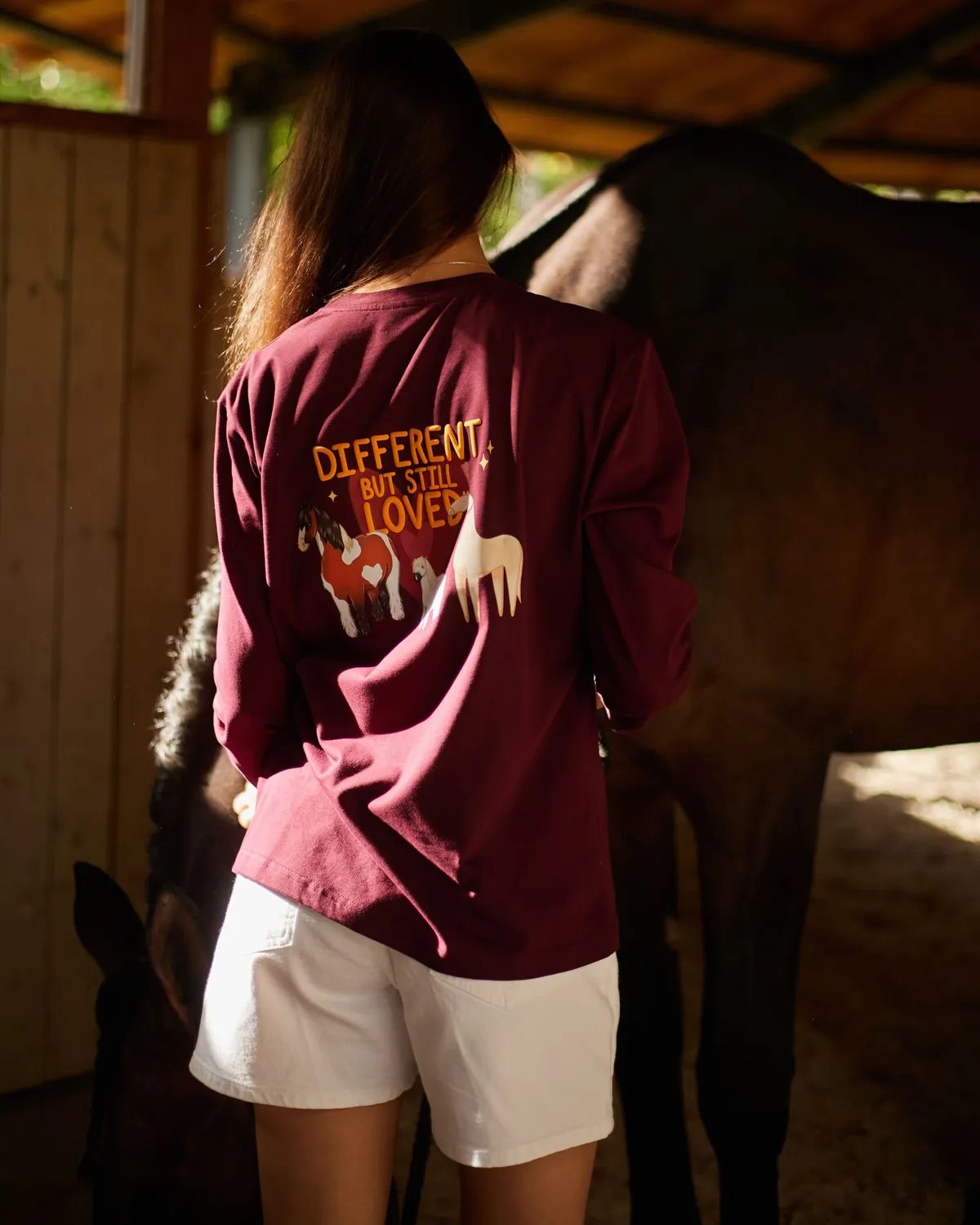 Лонгслив бордовый Different