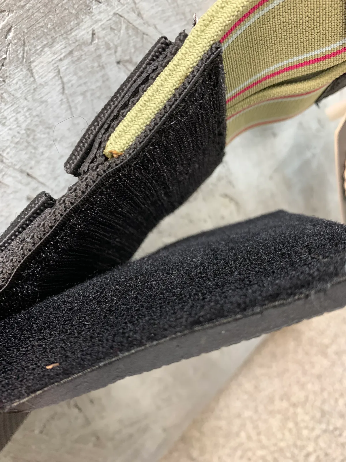 Подпруга Horze со съёмной подкладкой и резинками, 130см