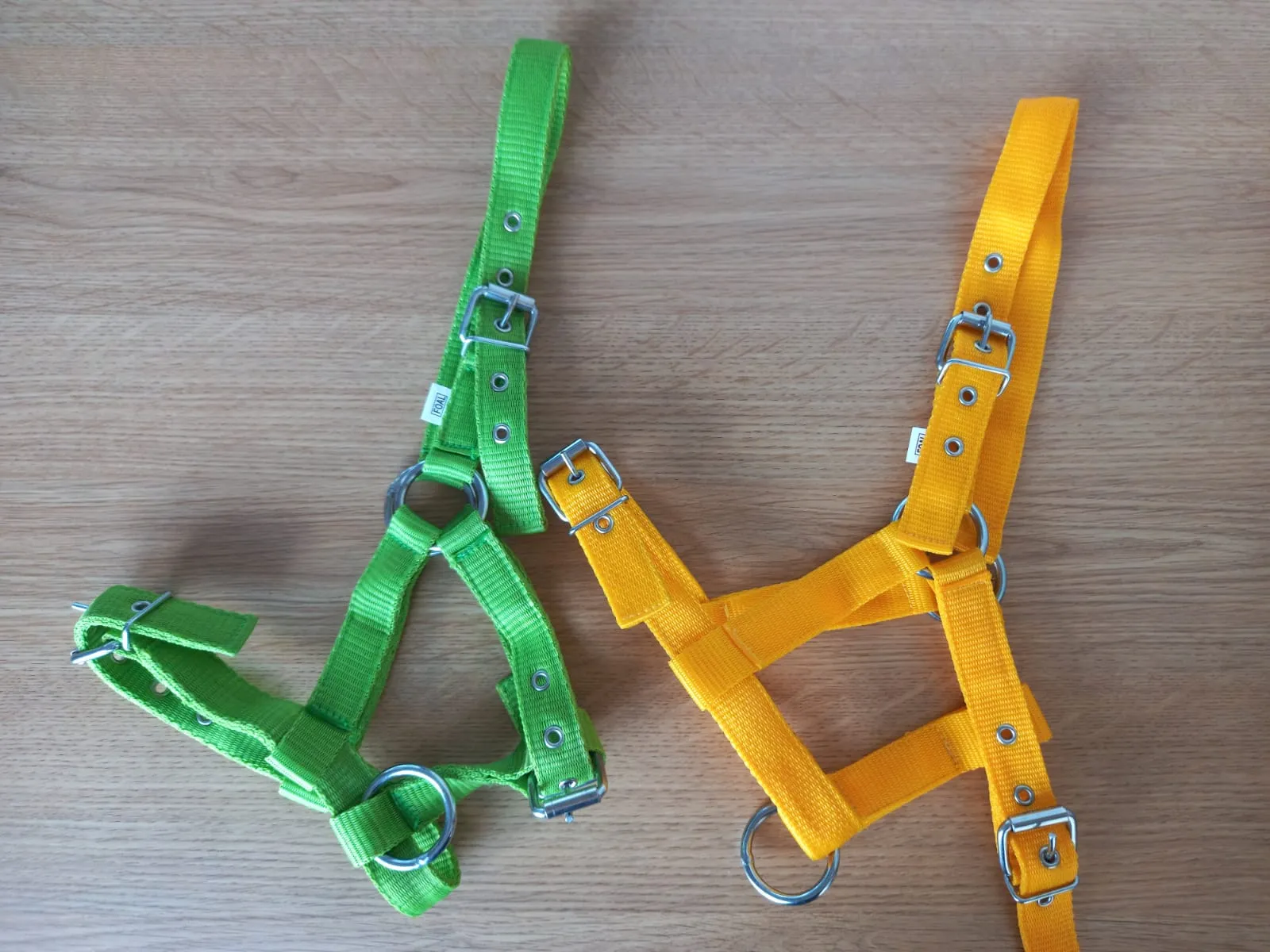 Недоуздок нейлоновый для жеребят, желтый