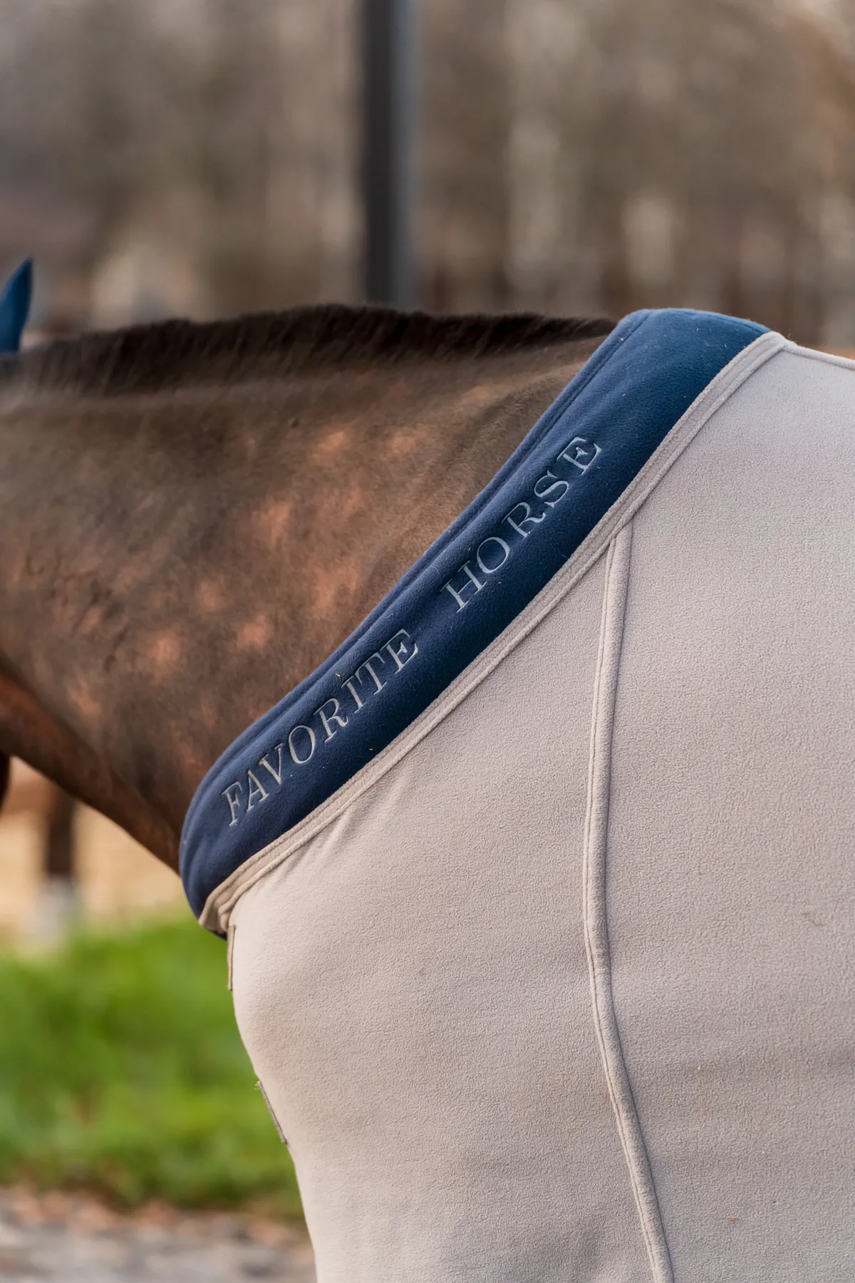 Попона флисовая FAVORITE HORSE Aristocratic (серая,135)