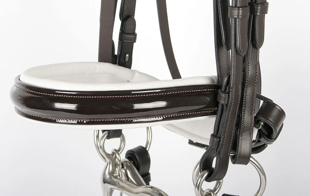 Оголовье мундштучное Weymouth Chique, лаковая, с белой подложкой