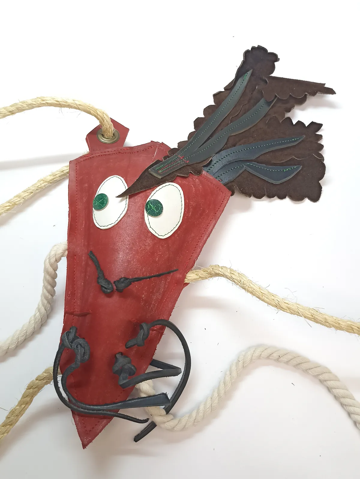 Игрушка для лошади - Призовая Морковь