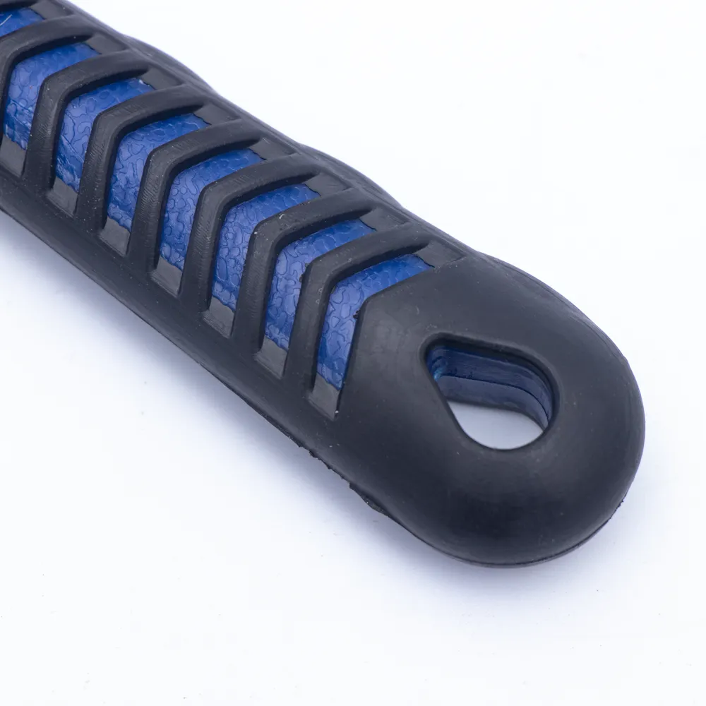 Копытник с щеткой