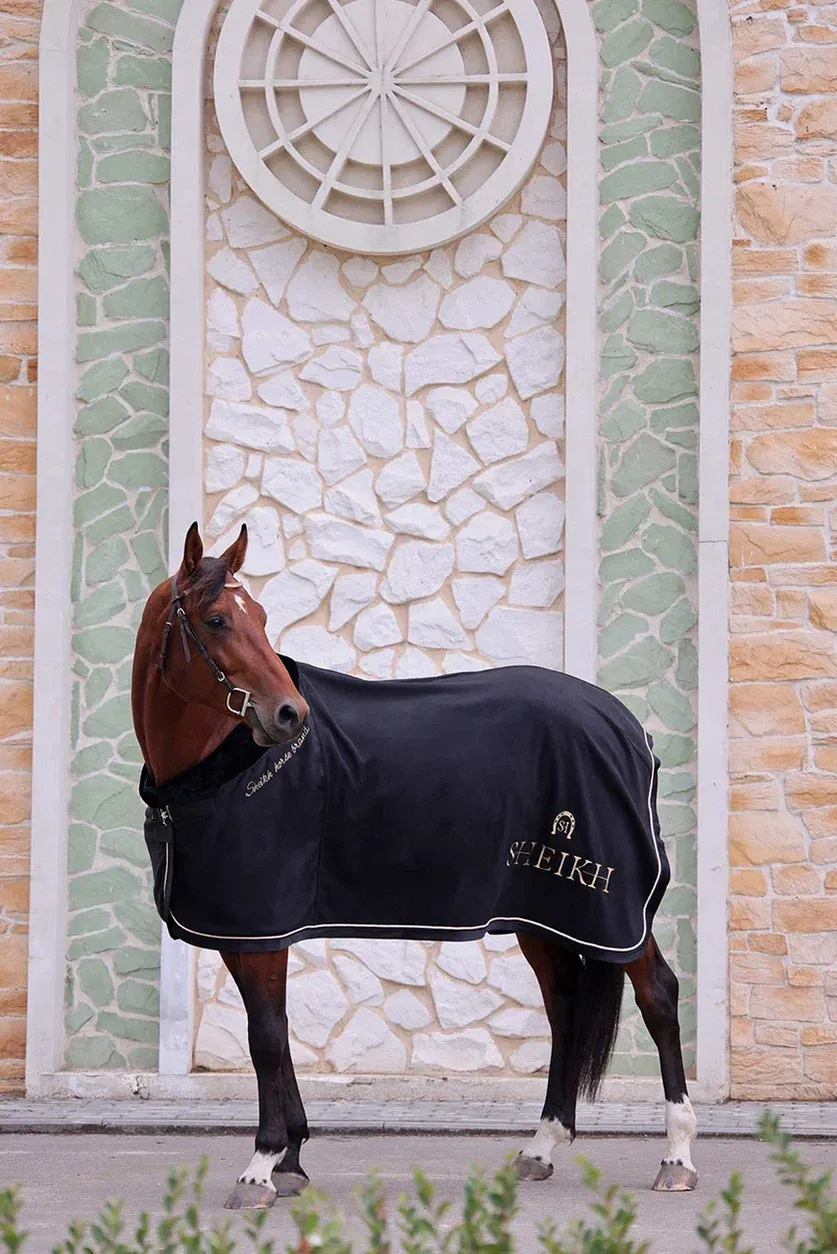 Попона SHEIKH HORSE BRAND, коллекция ORIENTAL, цвет черный, р-р 145