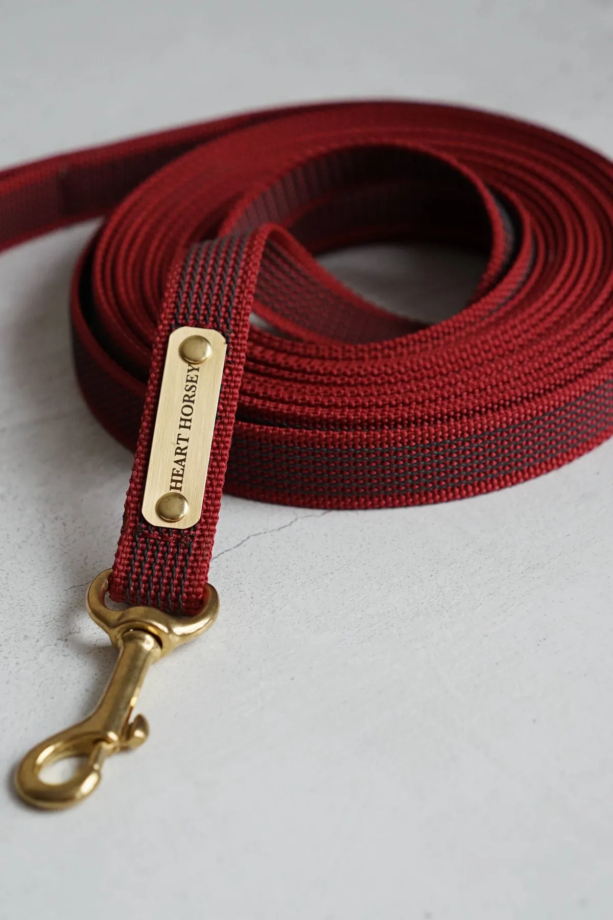 Корда "ROYAL RED" c золотым карабином 6м