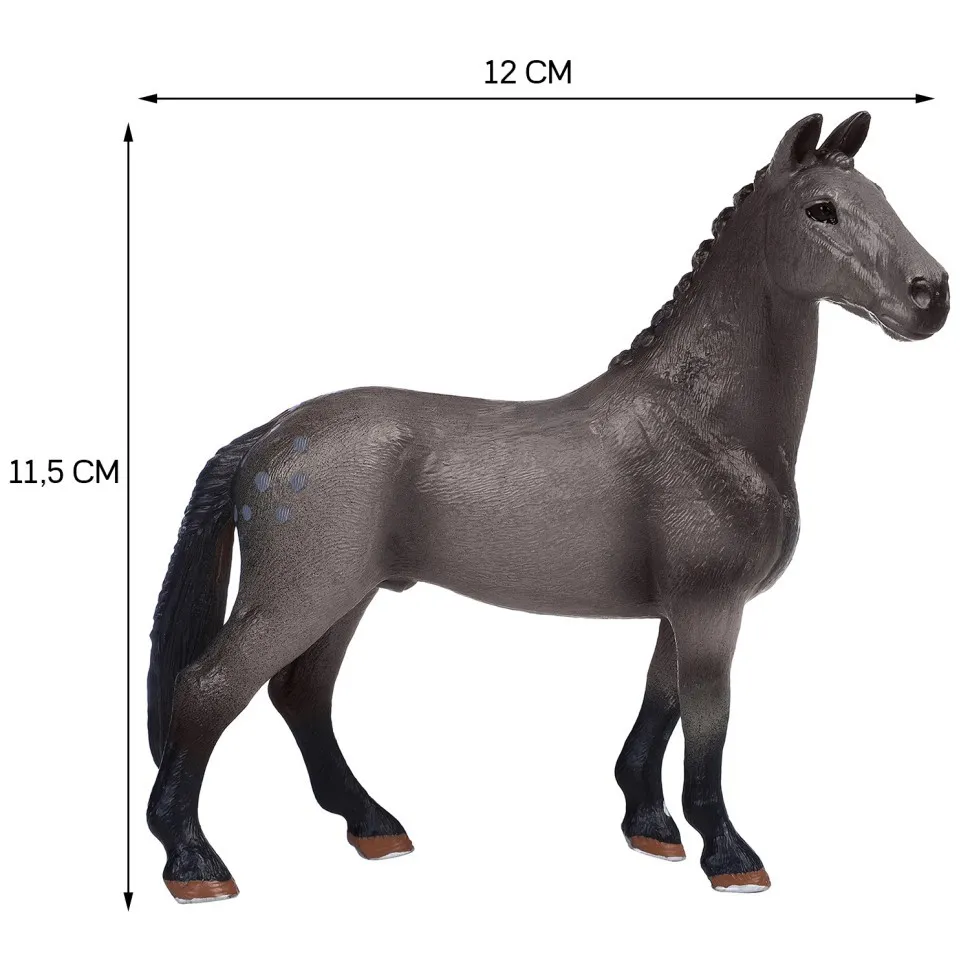 Лошадь и жеребенок, наездница и ограждение