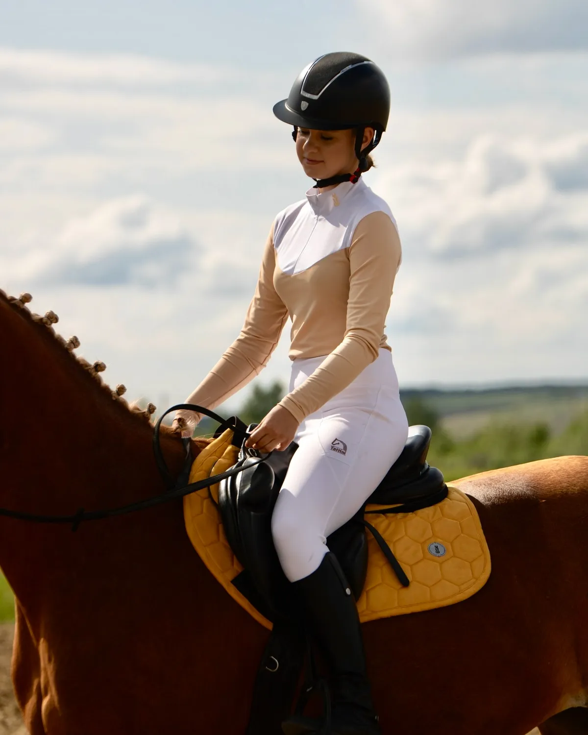 Лонгслив для верховой езды  (цвет кэмэл)