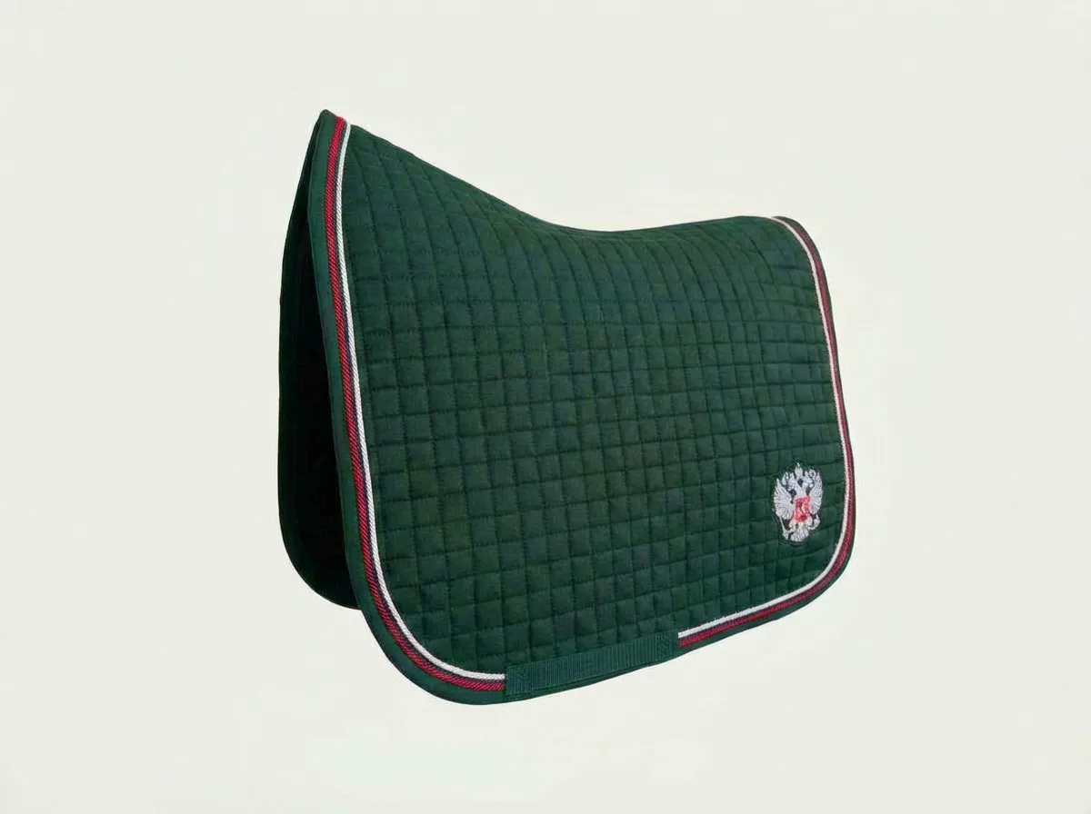 Вальтрап выездковый Российская Федерация для конного спорта ОколоКони, цвет зеленый, мелкая стежка