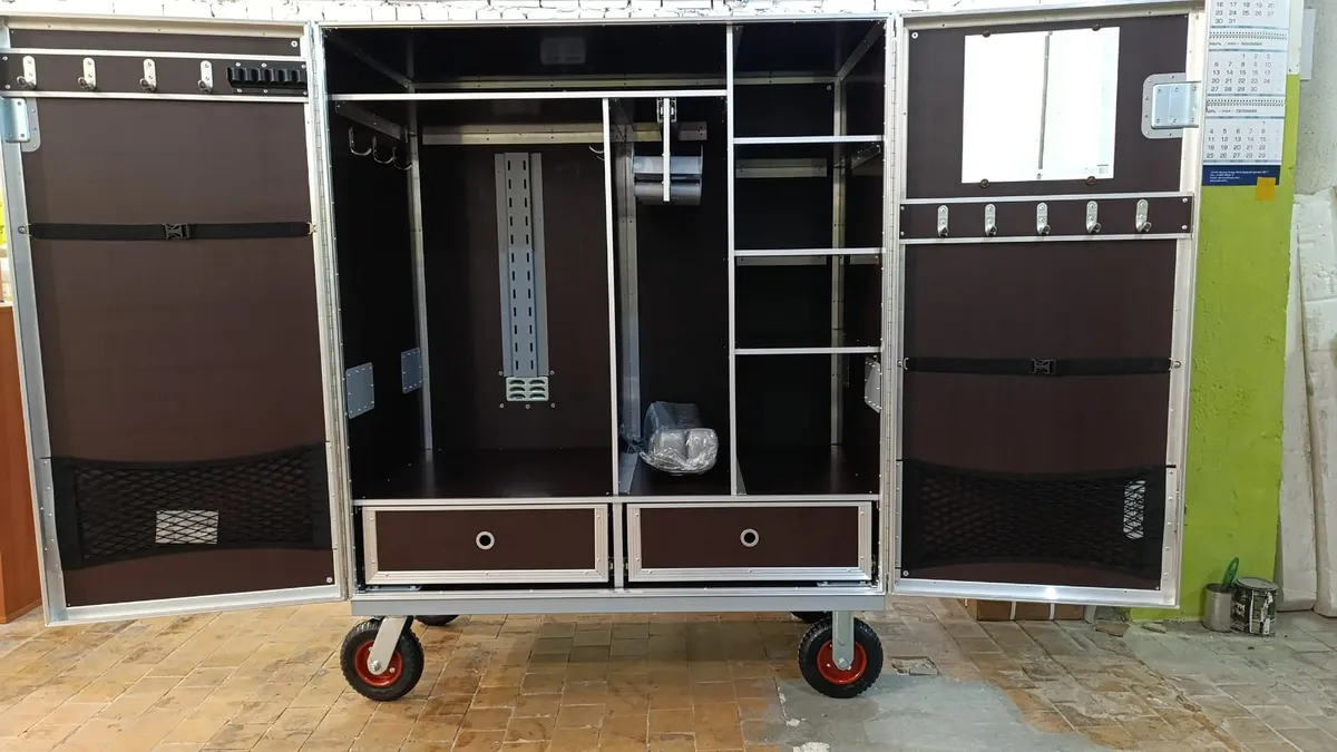 Амуничник Оптима (алюминиевый профиль, коричневый тёмный)