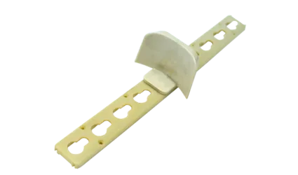 Рейка пластиковая для стоек