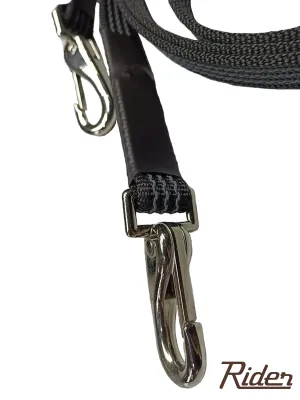 Повод прорезиненный на карабинах