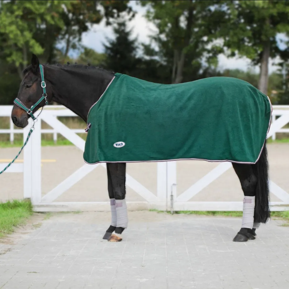Попона York Britta флисовая без ремней зеленая 135 см