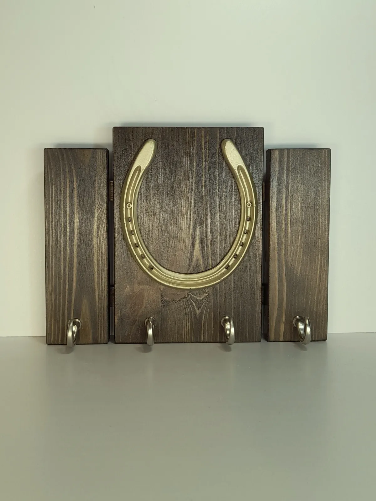 Ключница-вешалка с подковой