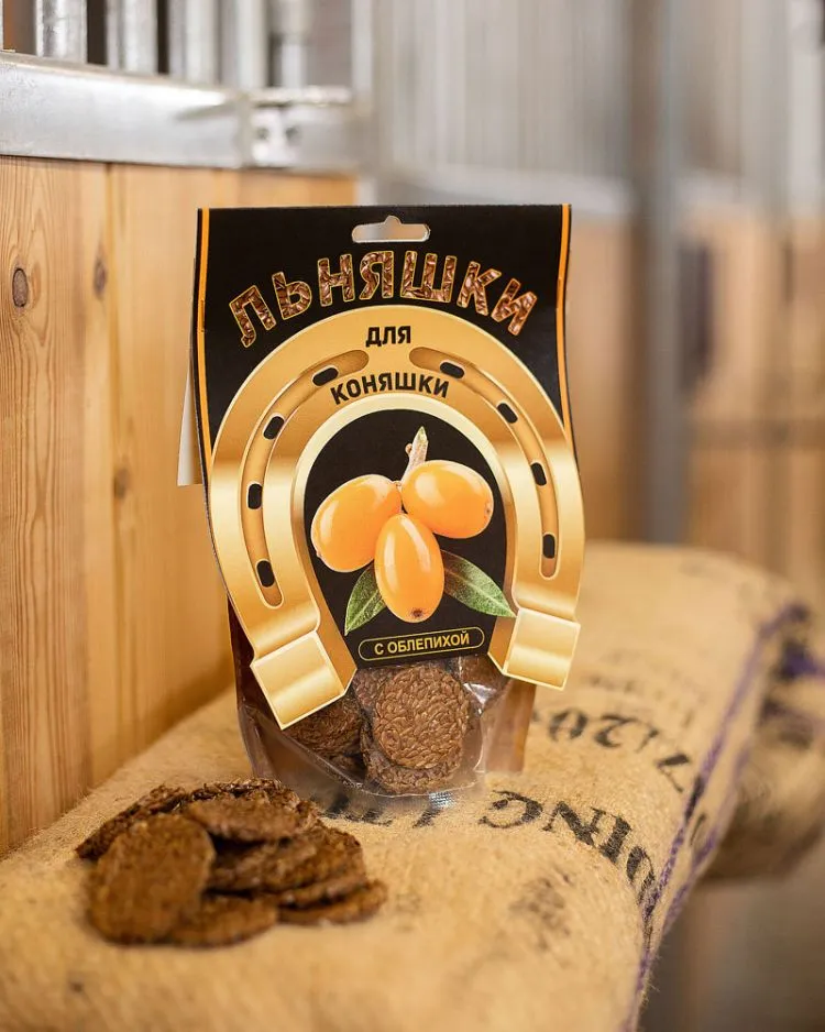 Идальго: Лакомство для лошадей "Льняшки для коняшки" с облепихой, 200 гр.