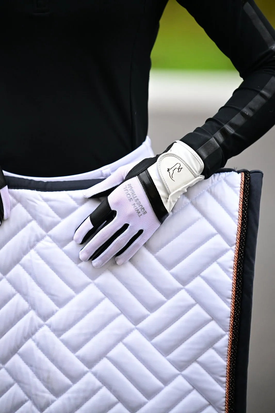 Перчатки черно-белые комбинированные (Эко-кожа и сетка), р-р 5(XXS), TwinSoul