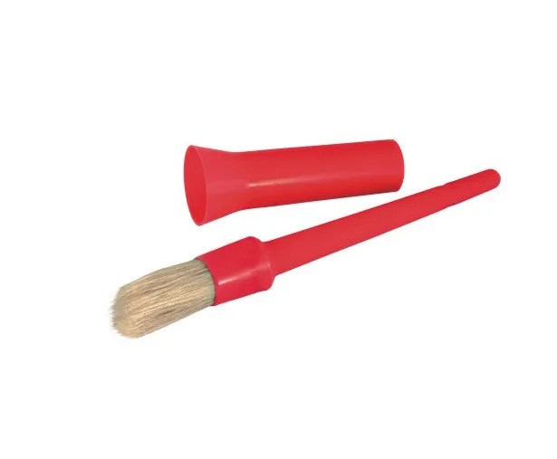 Кисточка для копыт York с колпачком красная