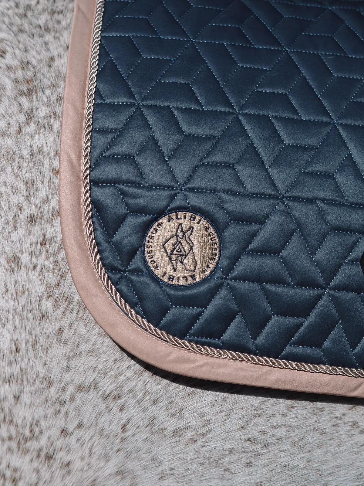 Вальтрап пони ALIBI, коллекция Garden 24