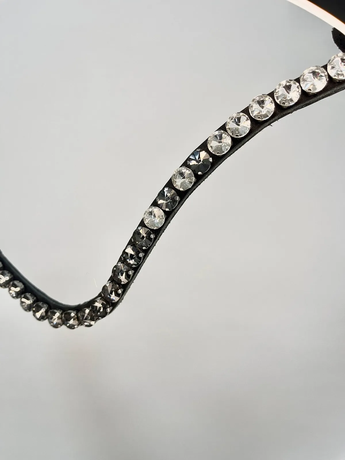 Налобник Kalipso с серебряным градиентом из страз, размер full (44 см)