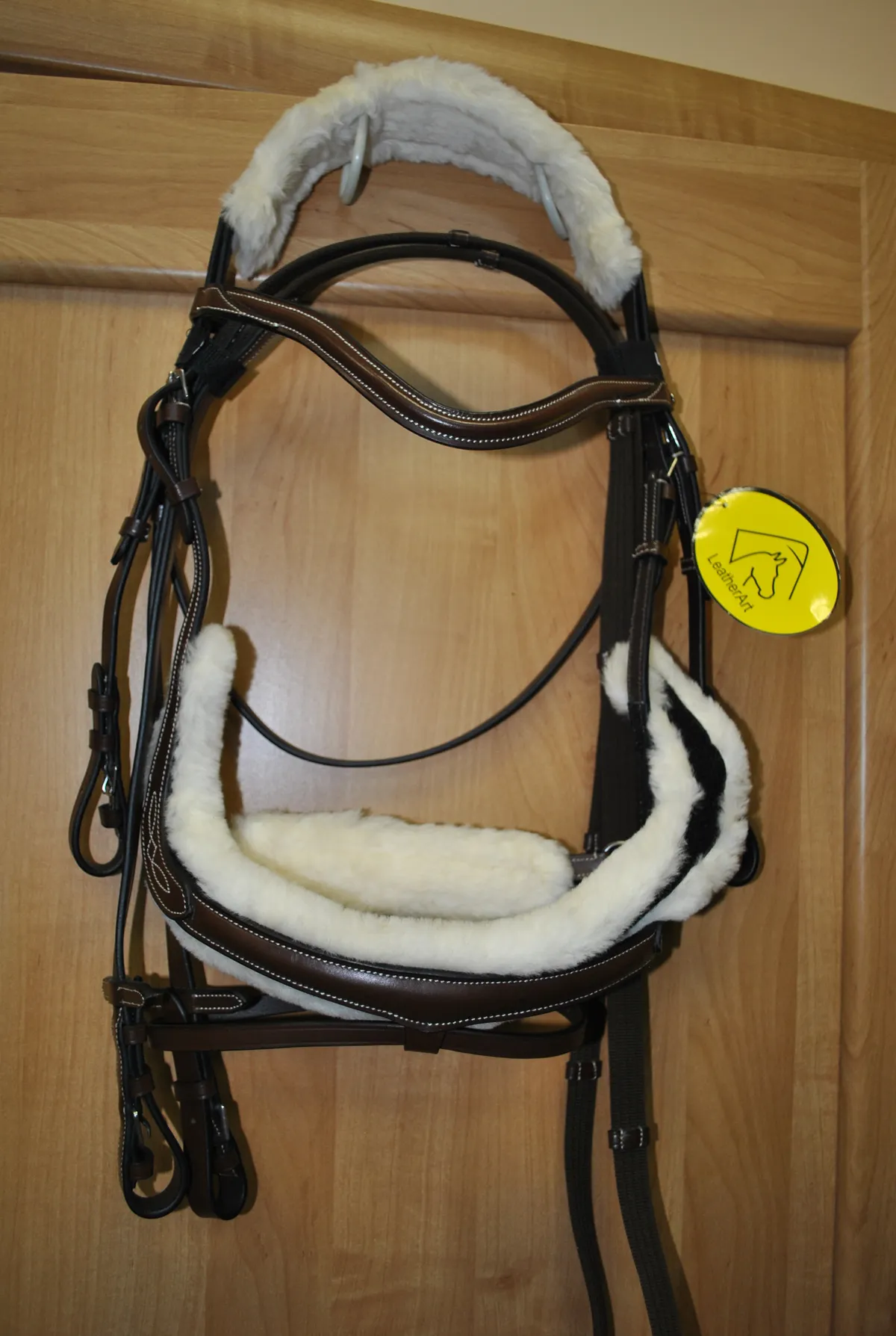 Оголовье Трензельное LeatherArt c  натуральным мехом 